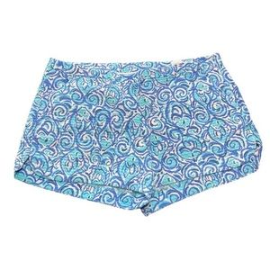 Lilly Pulitzer Resort white chasing tail Adie shorts size 6